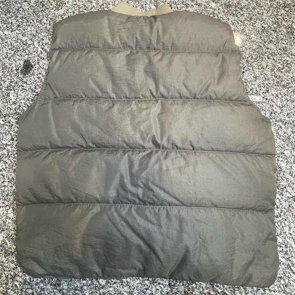 Vintage Eddie Bauer Gray Green Premium Quality Goose Down Vest retro 80’s 90’s - Picture 8 of 16